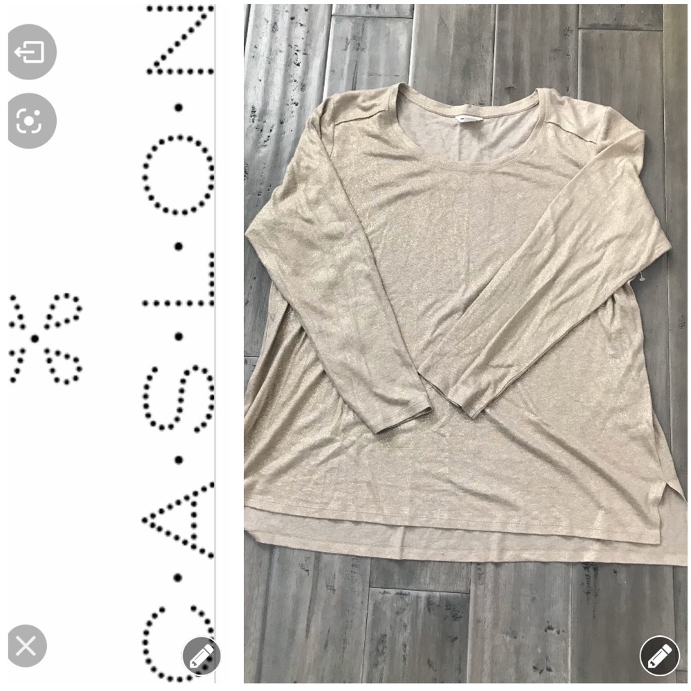 NWOT Caslon Gold Metallic Tee